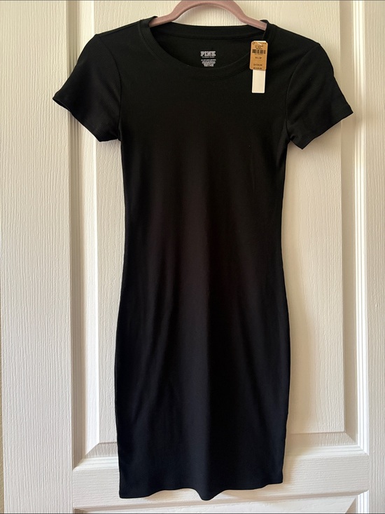 PINK Victoria's Secret Dresses & Skirts - PINK Victoria's Secret Black Short Sleeve‎ Slim Mini Dress XS TOTAL LENGTH 32”